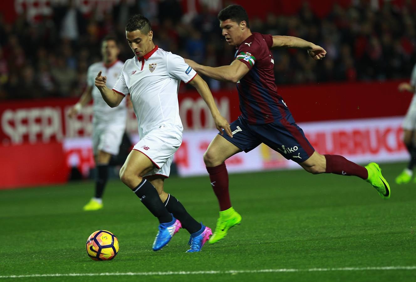 El Sevilla se anota tres puntos en casa ante el Eibar