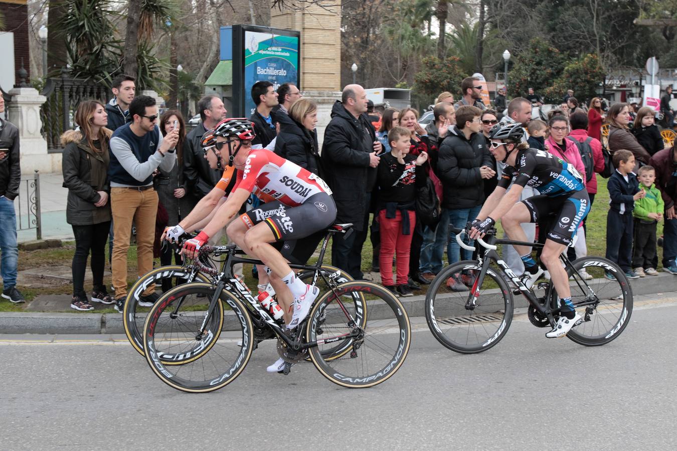 Brian Coquard vence en la etapa sevillana de la Vuelta a Andalucía de ciclismo