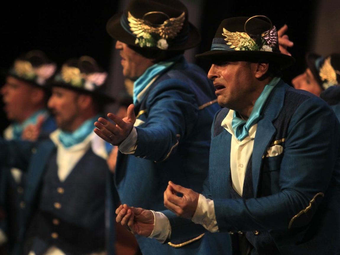 Fotos: Comparsa El ángel de Cádiz. COAC 2017