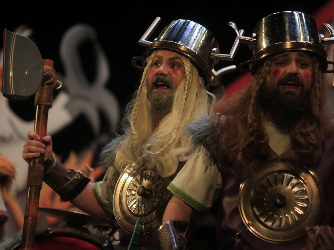 Fotos. Chirigota Los de Cádiz norte. COAC 2017