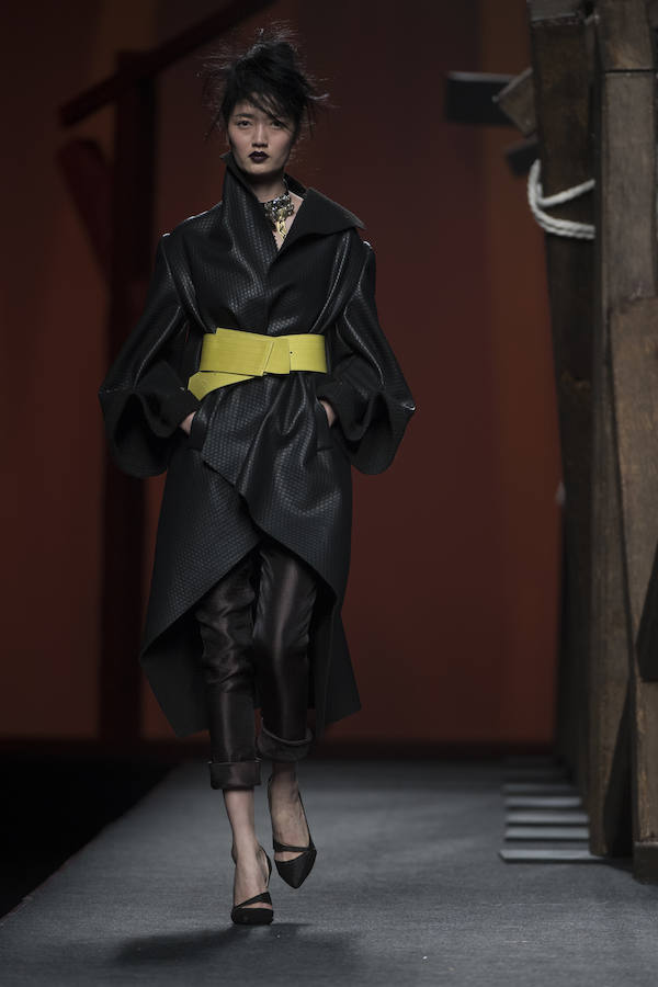 La figura femenina para Ulises Mérida