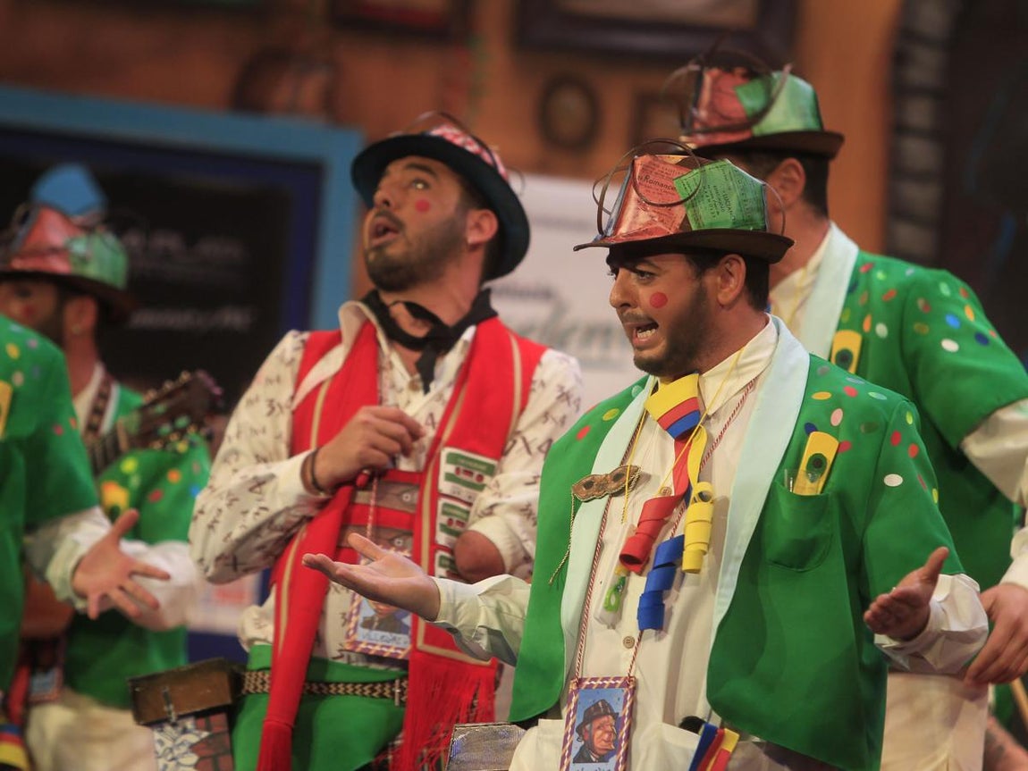 Fotos. Chirigota Pa religión la mía. COAC 2017