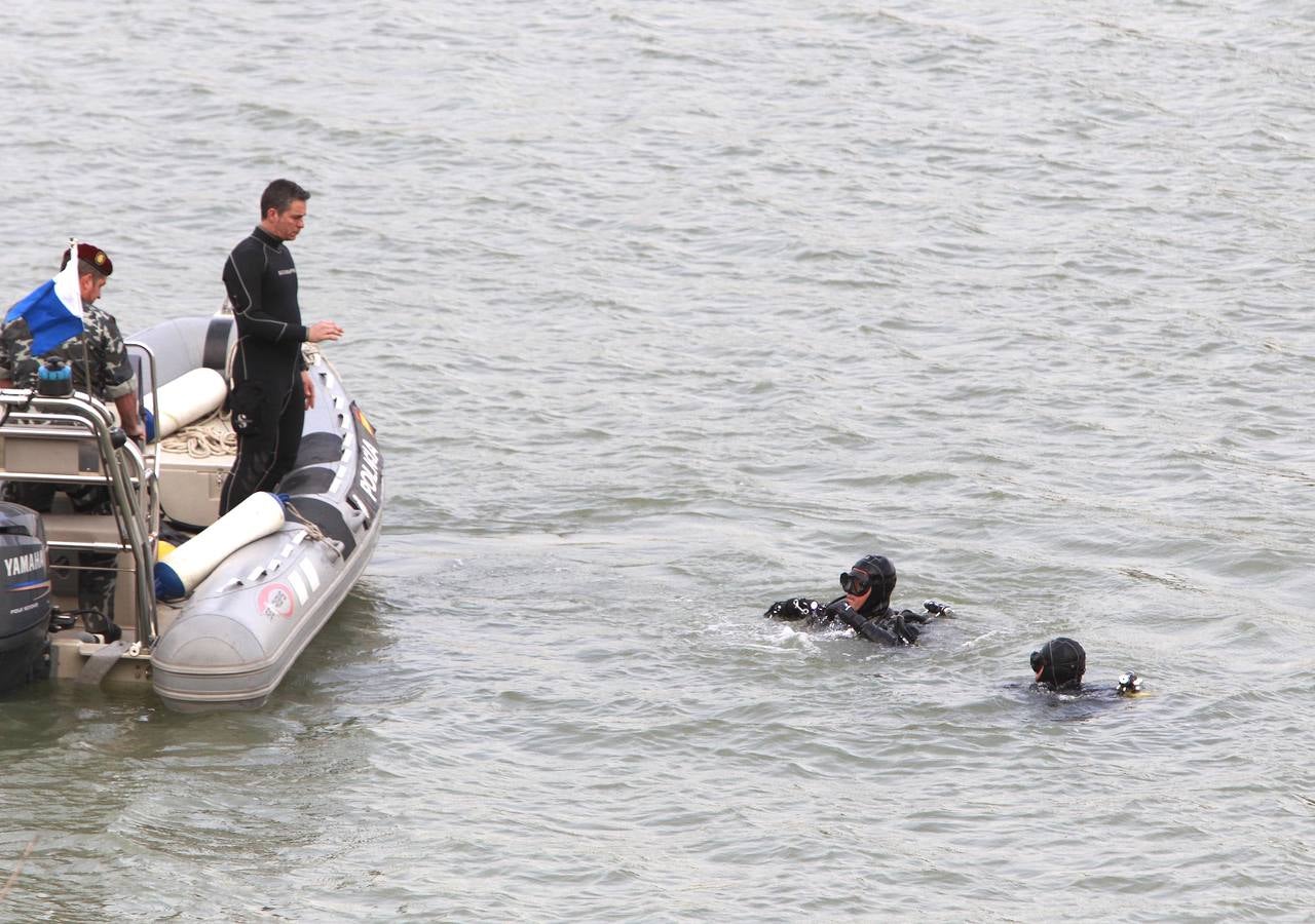 Sigue la nueva búsqueda de los restos de Marta del Castillo en el Guadalquivir