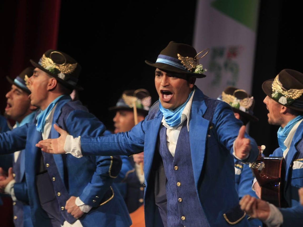 Fotos: Comparsa El ángel de Cádiz. COAC 2017