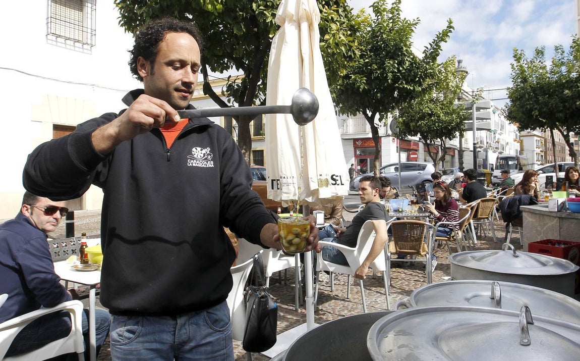 El arranque de los puestos de caracoles, en imágenes