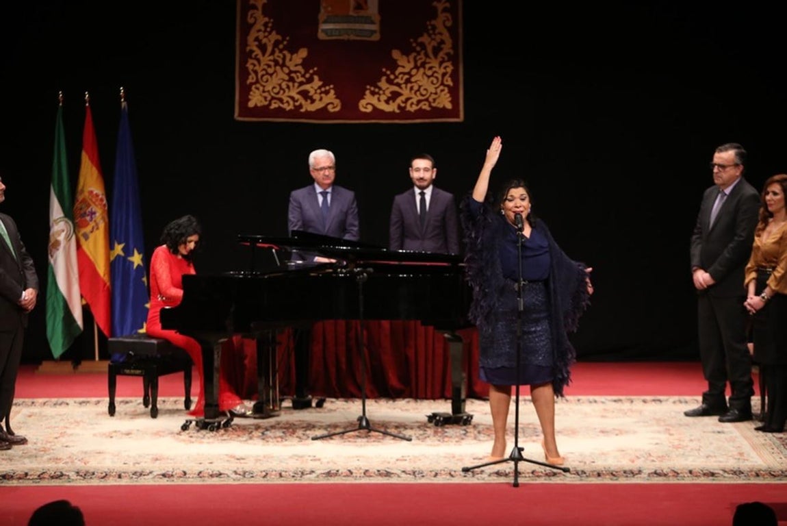 Entrega de Medallas por el Día de Andalucía en el Teatro Muñoz Seca