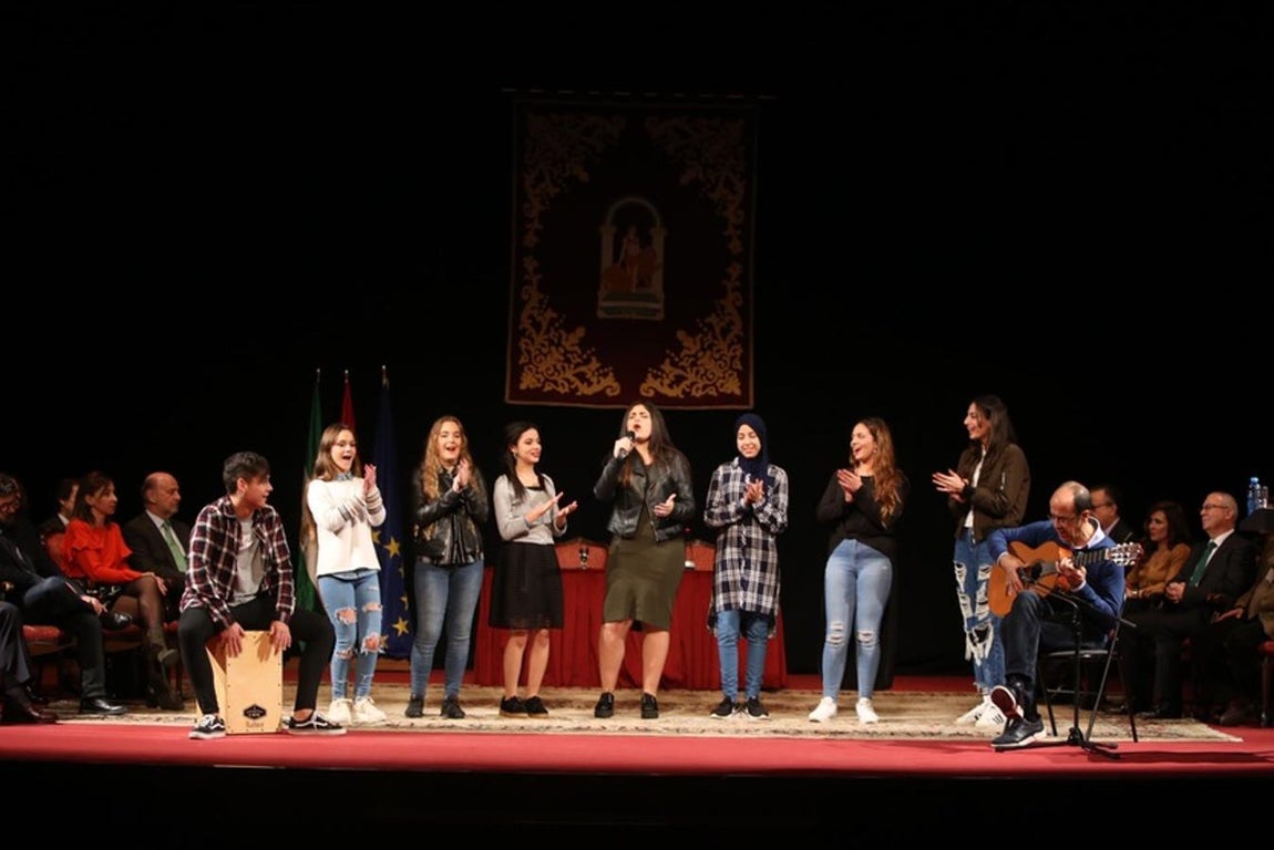 Entrega de Medallas por el Día de Andalucía en el Teatro Muñoz Seca
