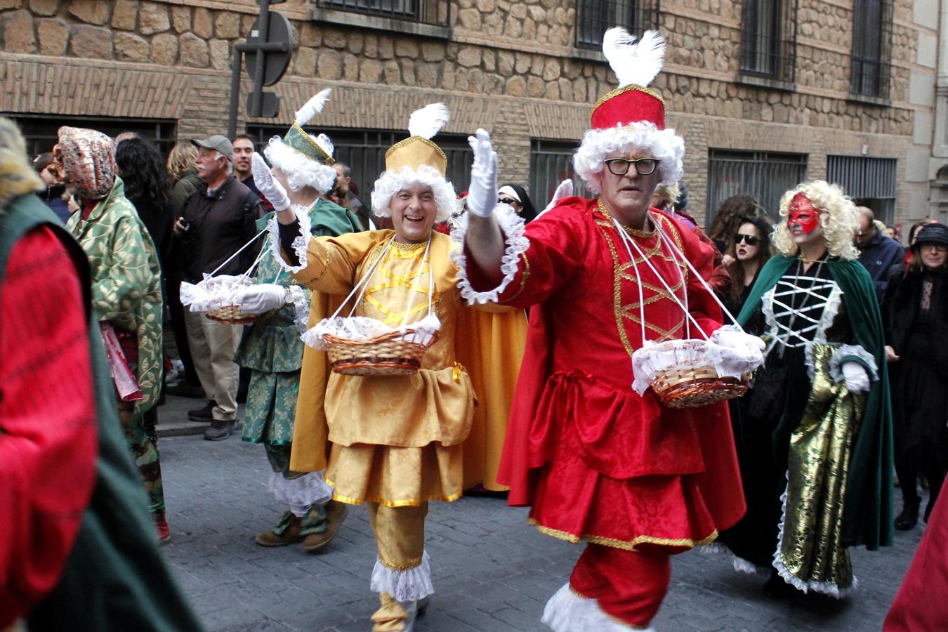 En imágenes: el entierro de la sardina despide el Carnaval de Toledo