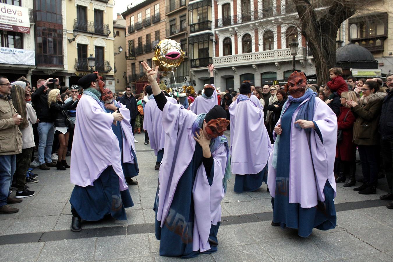 En imágenes: el entierro de la sardina despide el Carnaval de Toledo