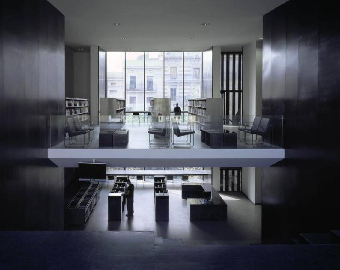 Interior de la Biblioteca Sant Antoni, en Barcelona.. 