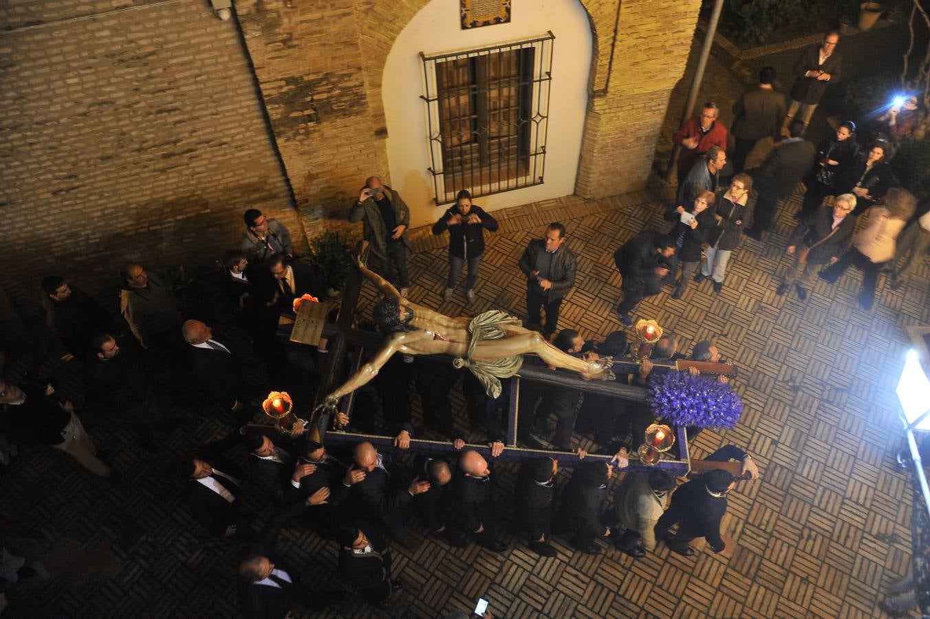 El Via Crucis del Cristo de las Cinco Llagas, en imágenes