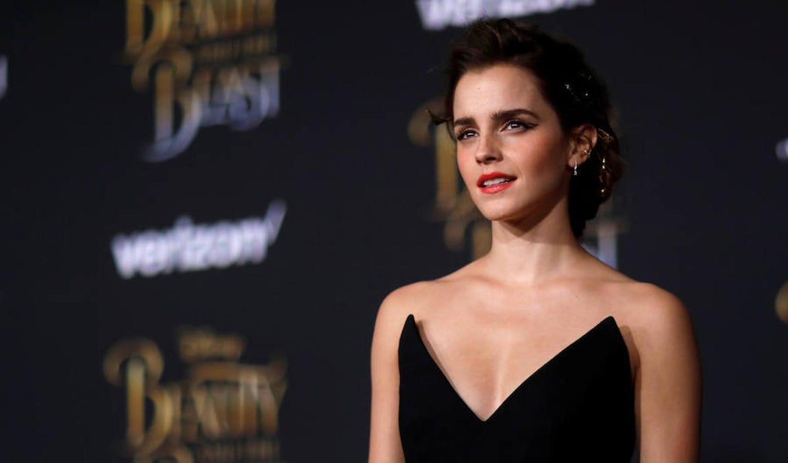 Emma Watson. Es una de las voces del feminismo más importantes de esta generación. La actriz, de tan solo 25 años, pronunció un discurso en la sede de las Naciones Unidas en el que lanzaba una nueva iniciativa recordando a todos que el feminismo no es solo una lucha de mujeres, que es hora de que los hombres también participen. Aunque no es la primera vez que la intérprete se ofrece a luchar por los derechos humanos, en esta ocasión pasa a ser una activista de causas sociales, humanitarias,y sobre todo feministas. Su discurso y su campaña 'HerForShe' que perseguía que la mujer tenga los mismos derechos que los hombres dieron la vuelta al mundo.