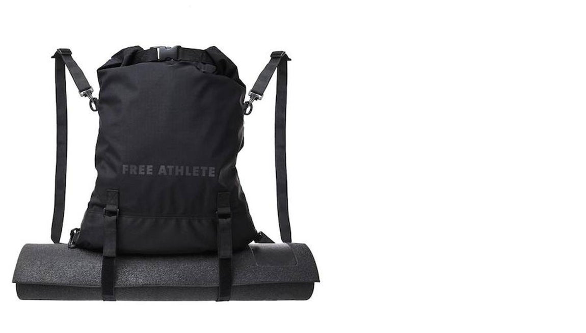 16. Mochila. Premium workout bundle black de Freeletics (54.90€)