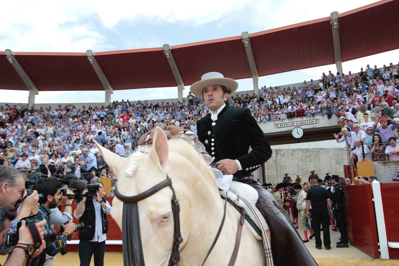 El esperado encuentro de Manuel Díaz y Julio Benítez, en imágenes