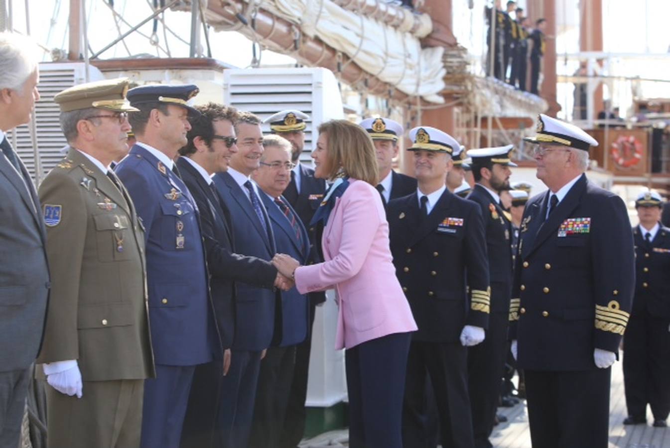 Cádiz despide al buque &#039;Juan Sebastián Elcano&#039;