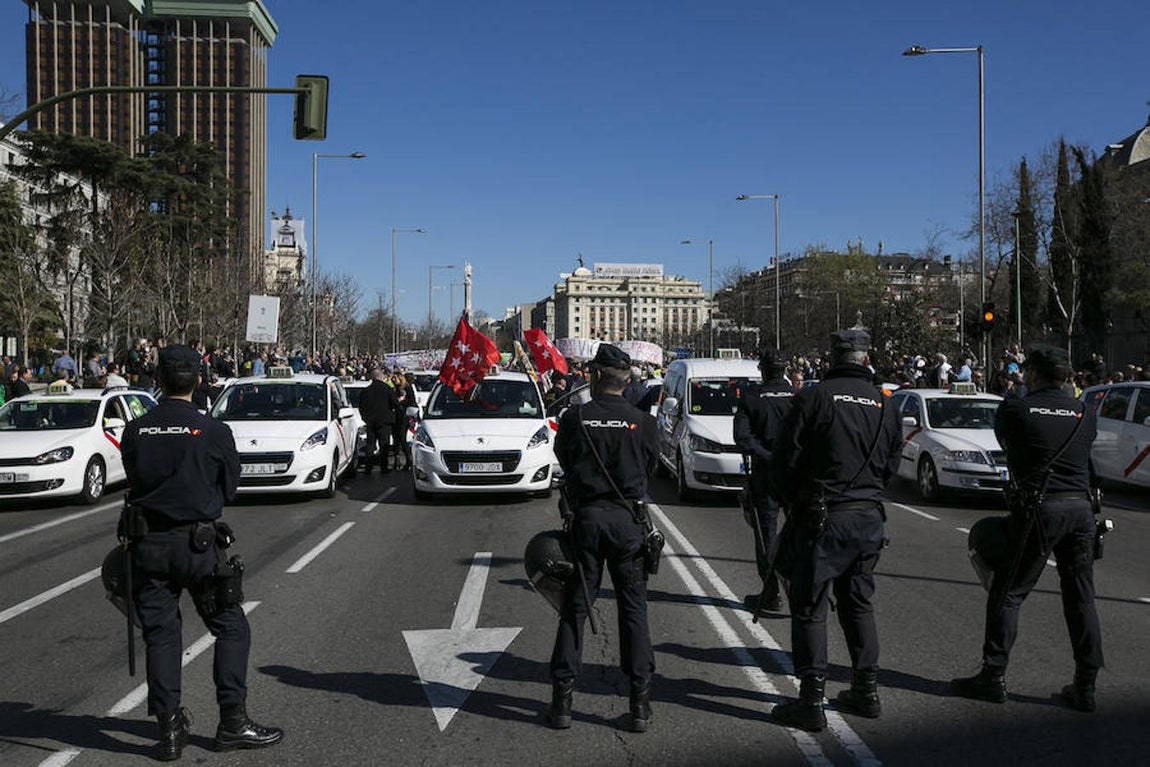 Manifestación de taxistas en la capital. 