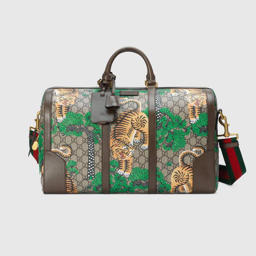 Bolsa de viaje en lona GG Supreme con estampado Gucci Bengal (1.490€)