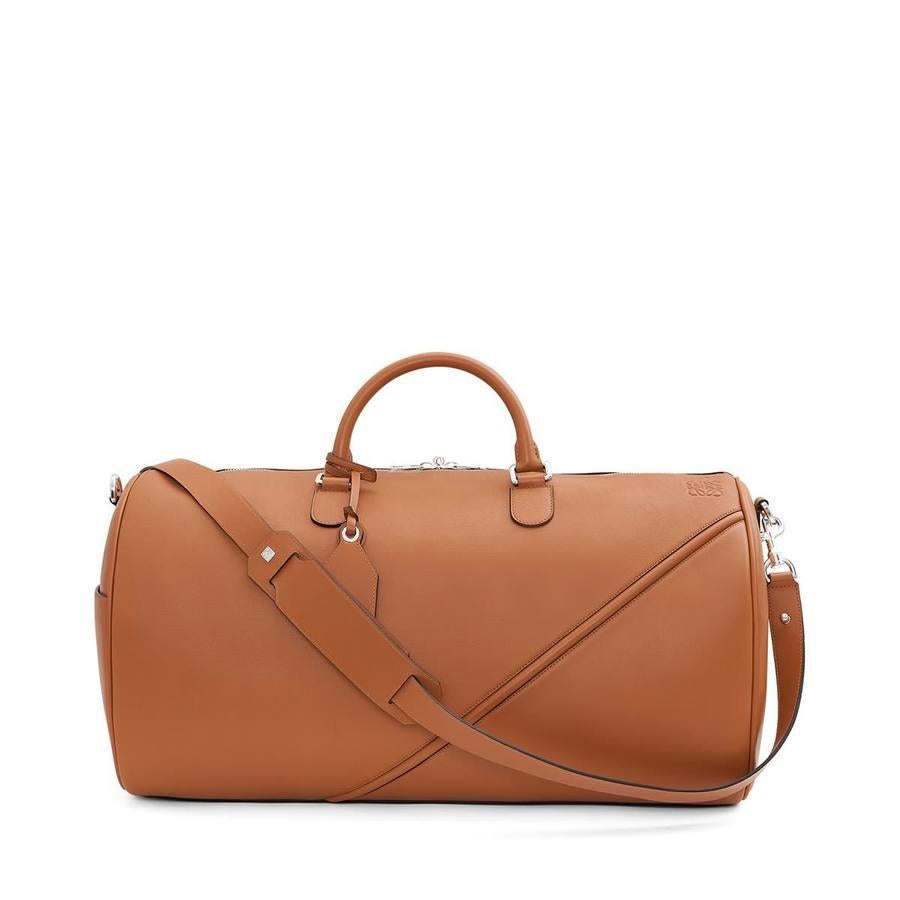 Bolso de viaje Duffle 56 en piel marrón (2.600€)