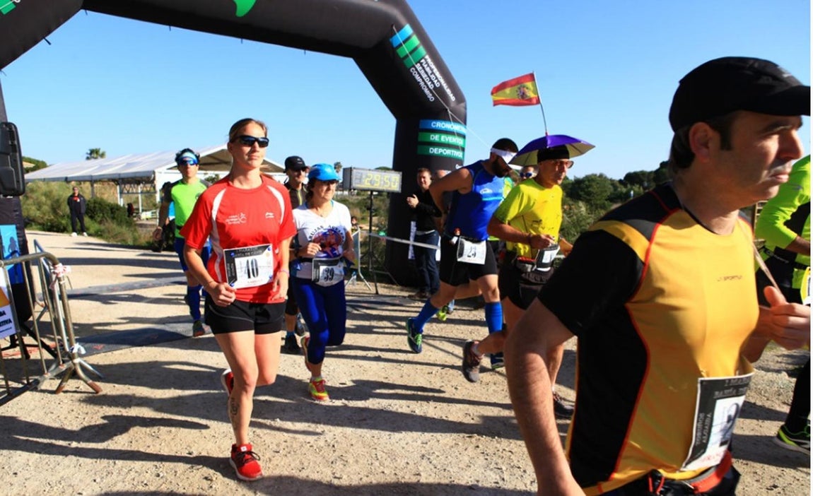 Fotos: Búscate en el Maratón Bahía de Cádiz Toruños-Algaida