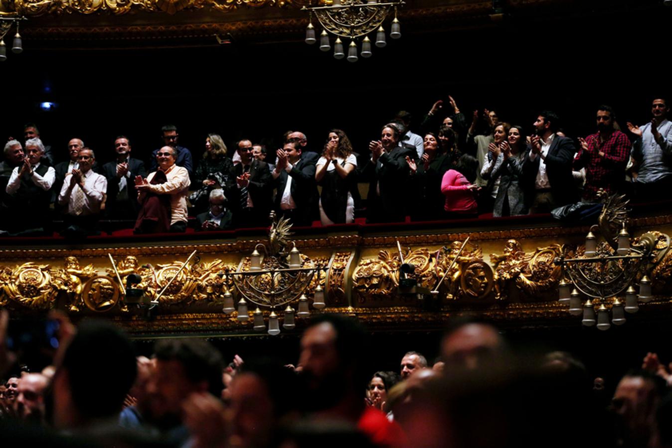 Fotos: Cita histórica del Carnaval de Cádiz en el Liceo de Barcelona