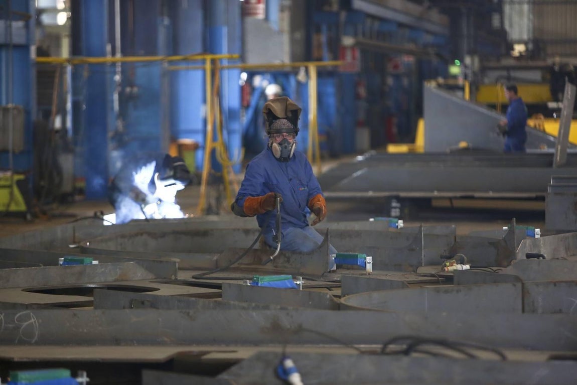 Corte de chapa en Navantia Puerto Real de la subestación &#039;East Anglia One&#039;