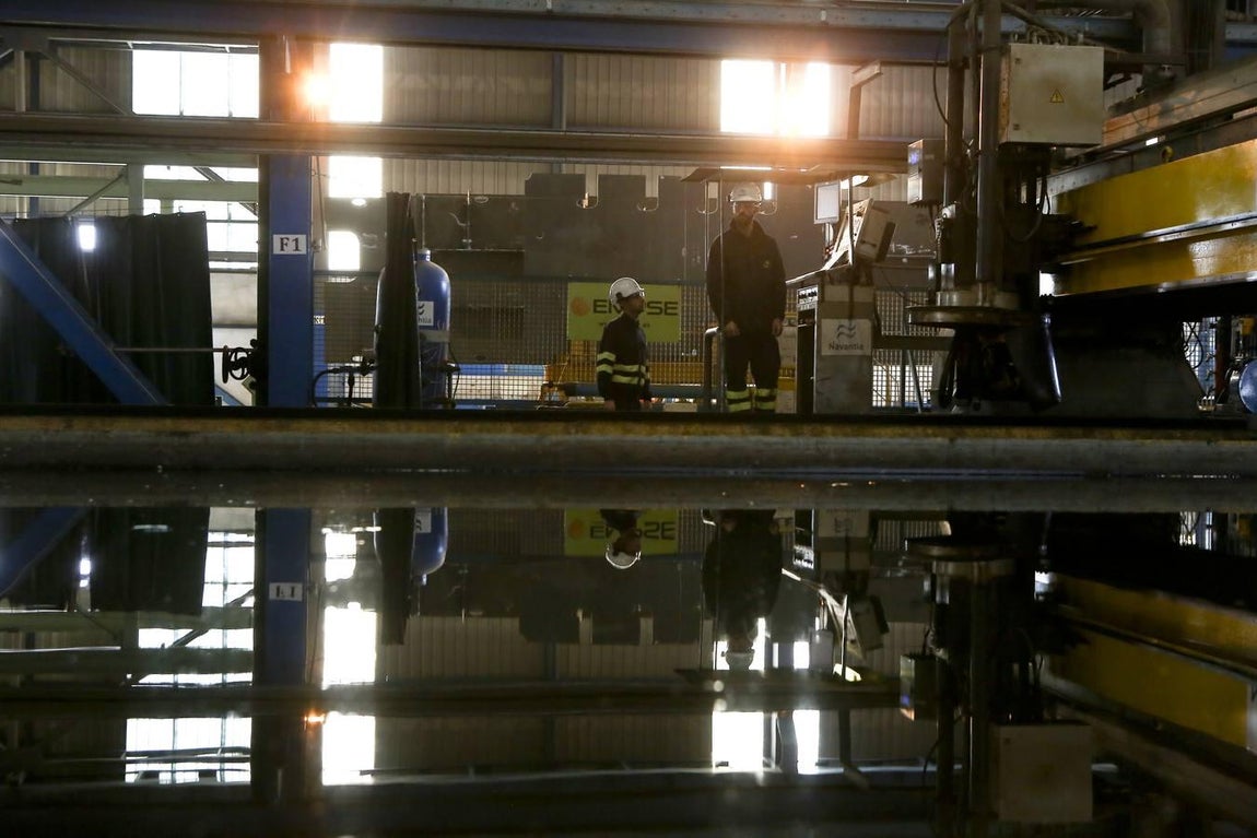 Corte de chapa en Navantia Puerto Real de la subestación &#039;East Anglia One&#039;