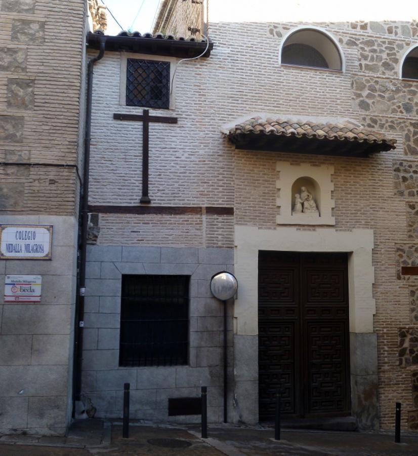 Antiguo Cobertizo de las Bernardas en la calle de Núñez de Arce, coincidente con la ventana inferior, cerrado en 1864. FOTO Rafael del CERRO. 