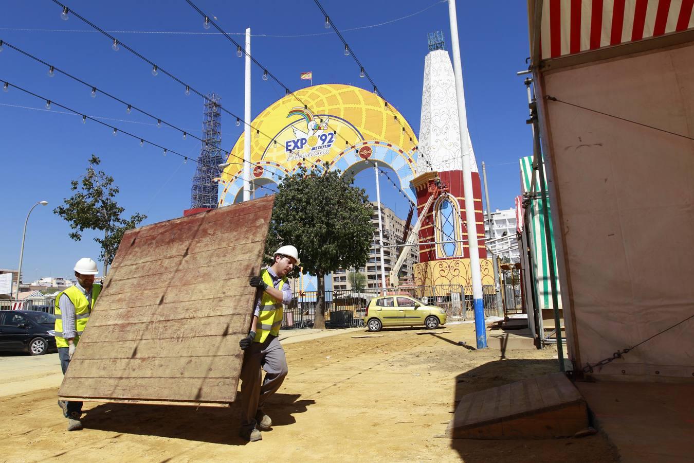 Las imágenes de los preparativos para la Feria de Abril de Sevilla 2017