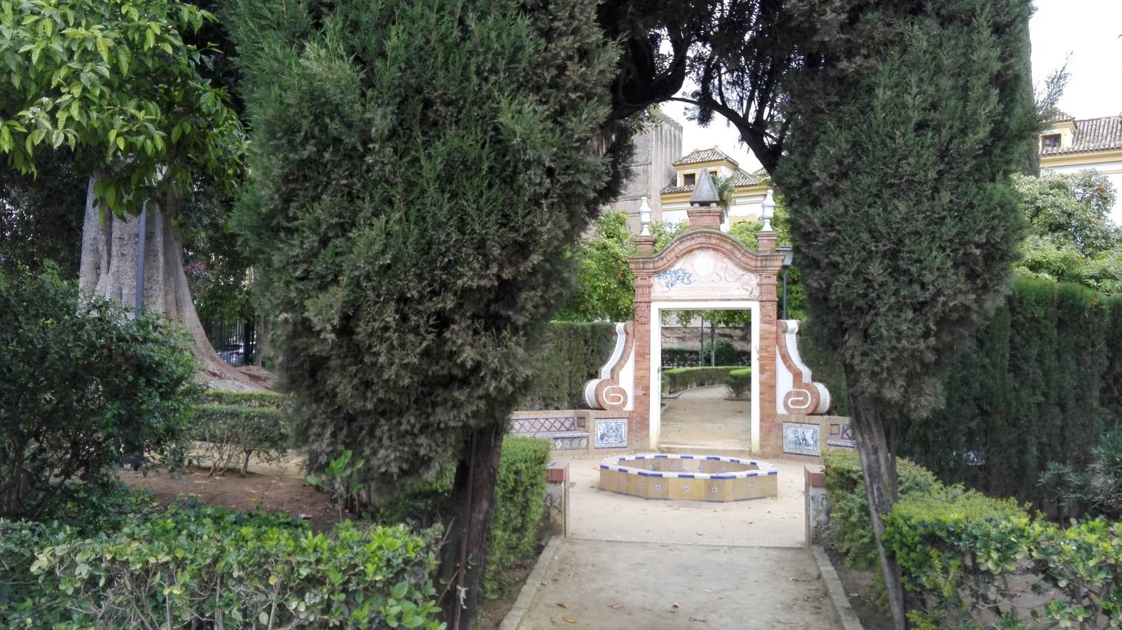 La glorieta de García Ramos desde el Paseo Catalina de Ribera