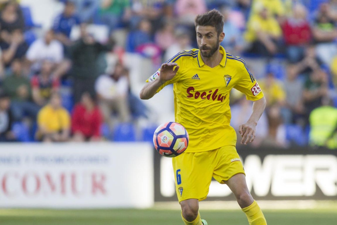 Fotos: Las imágenes del UCAM Murcia - Cádiz CF