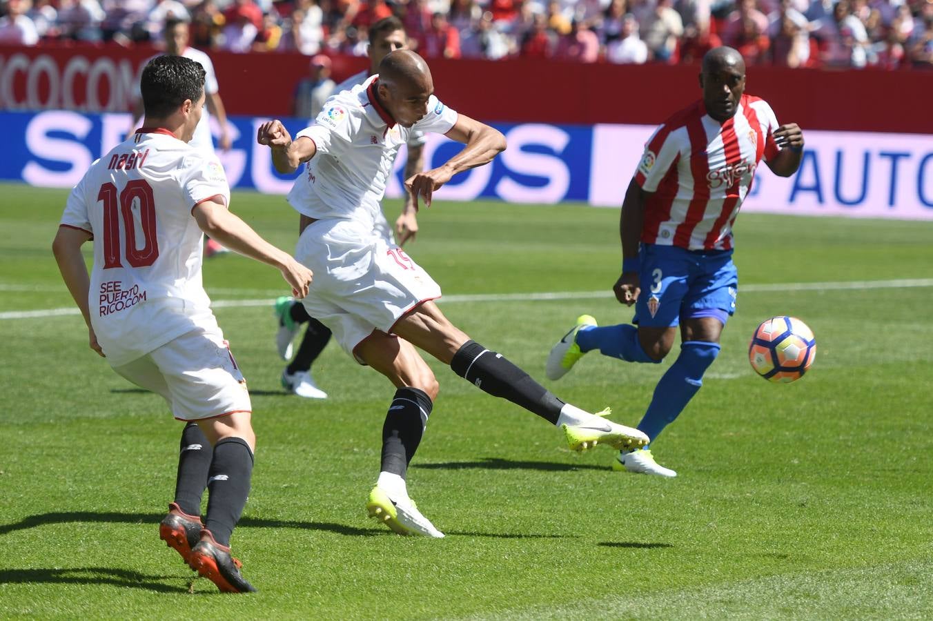 El Sevilla no logra pasar del empate contra el Sporting de Gijón