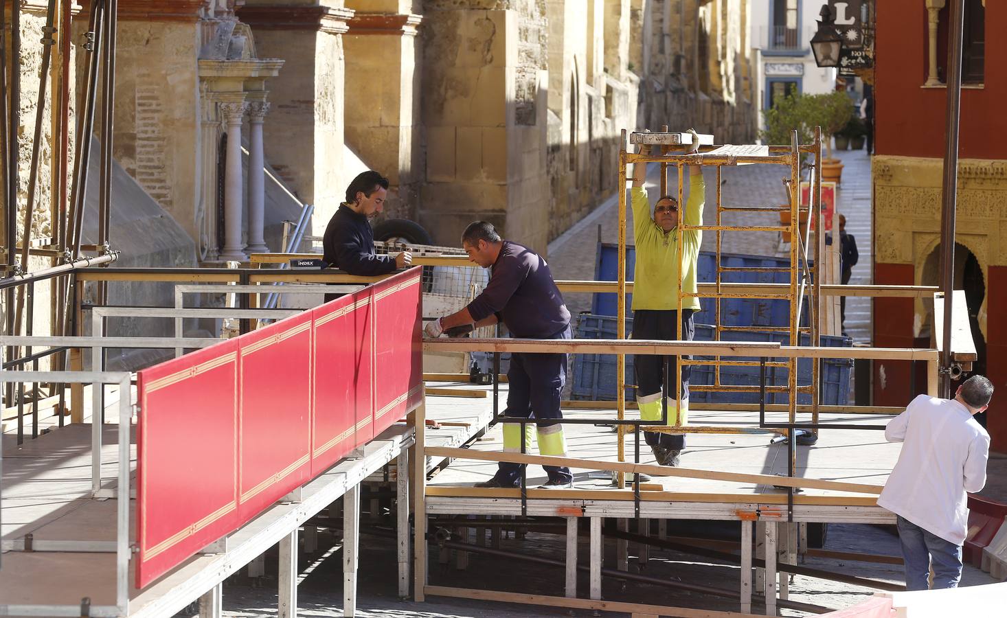 En imágenes, cómo son los preparativos de la Semana Santa de Córdoba 2017