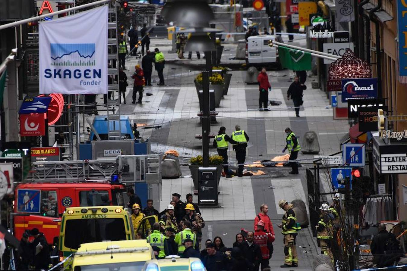 Las dramáticas escenas del atropello de un camión en Estocolmo