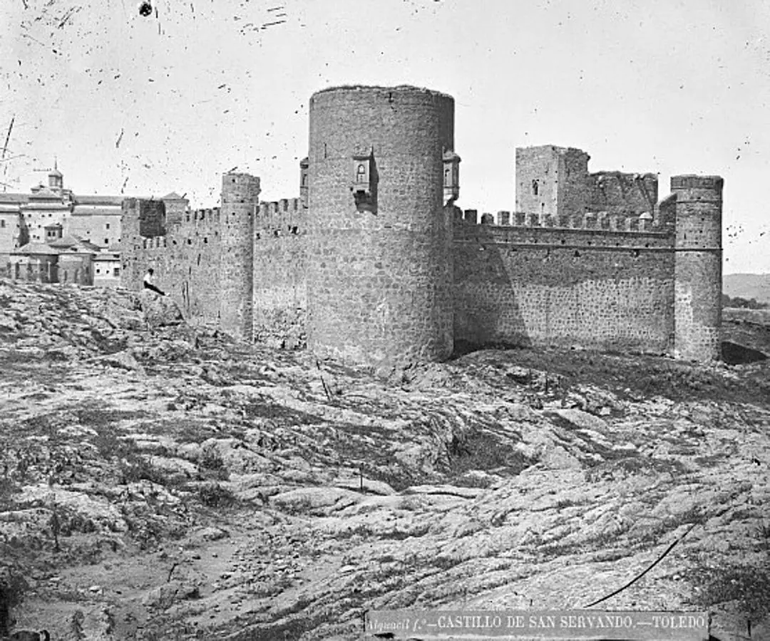 Castillo de San Servando fotografiado por Casiano Alguacil hacia 1885. FOTO ARCHIVO MUNICIPAL DE TOLEDO