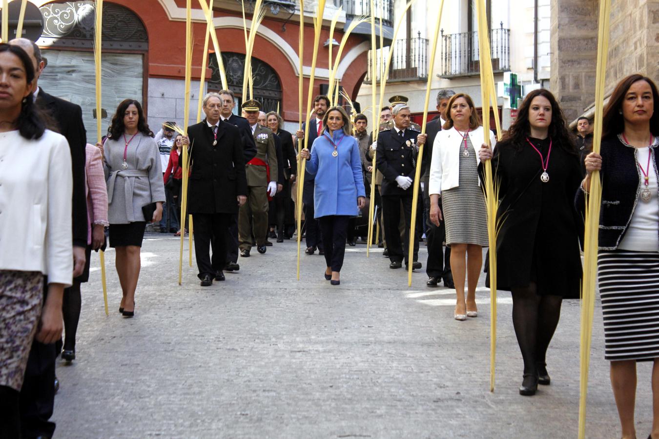 La alcaldesa, en la procesión de las palmas. 