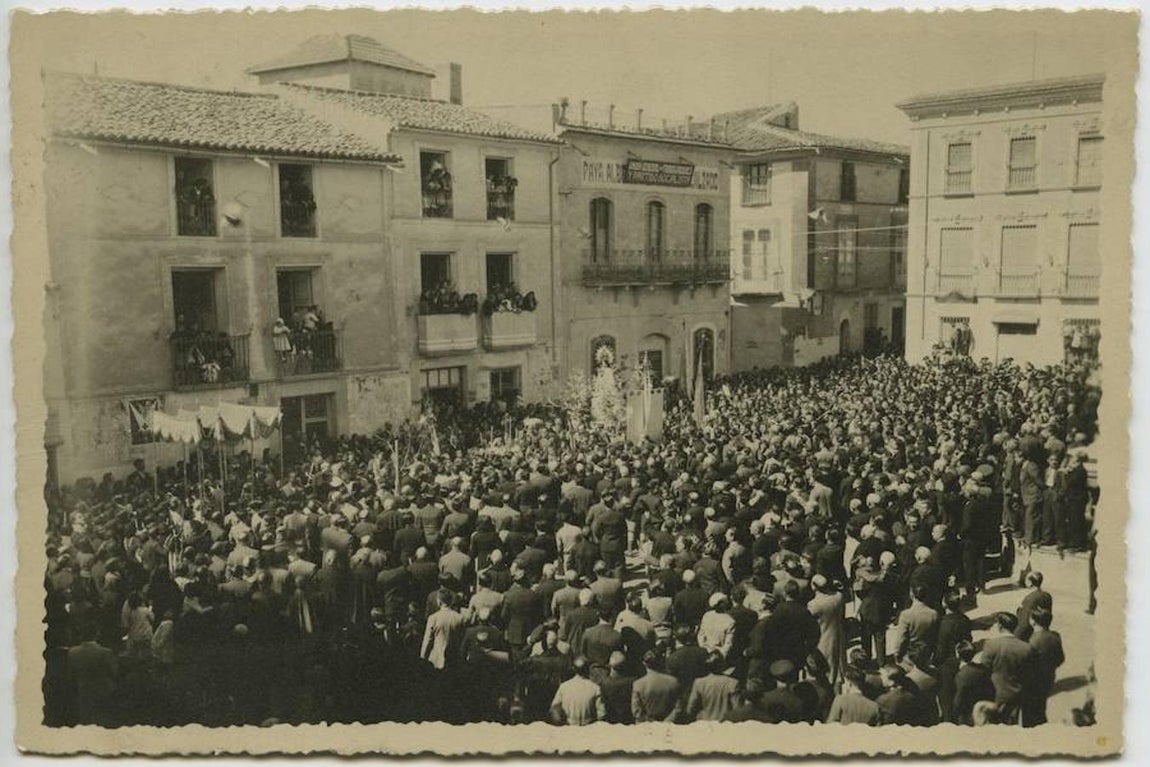 Procesión del Encuentro en Monóvar (Alicante) en 1934. 
