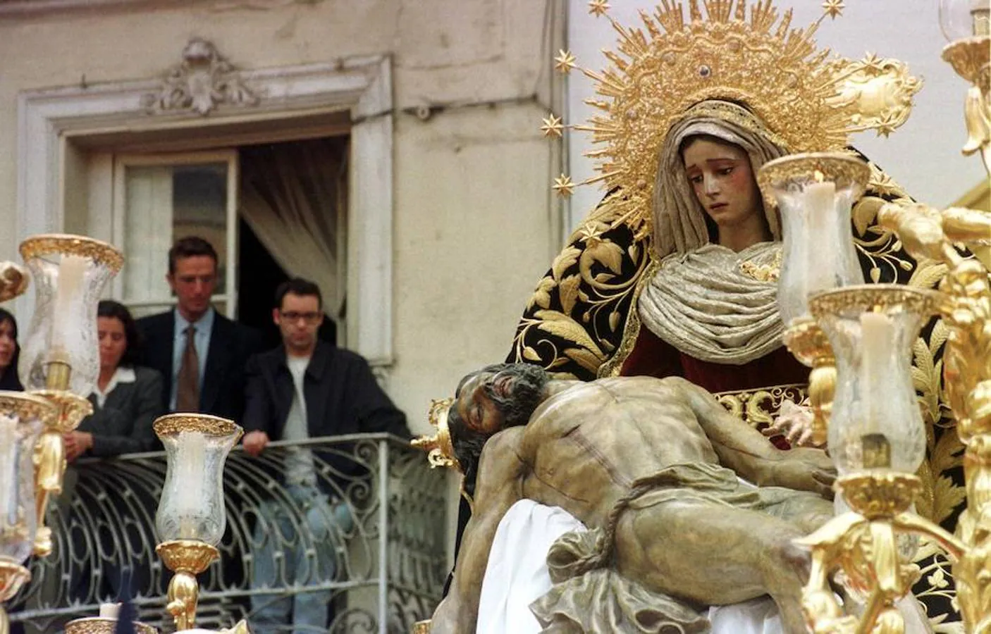 «El Baratillo» en el Miércoles Santo de Sevilla de 1999