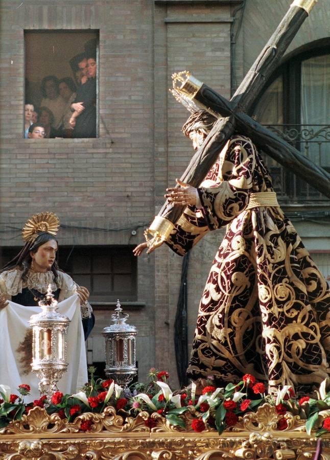 La Hermandad del Valle, en el año 2000 en Sevilla. 