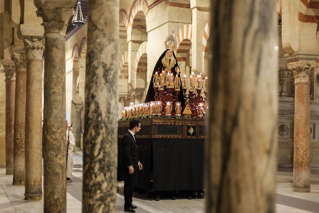 Las fotos de la hermandad Universitaria el Martes Santo de la Semana Santa de Córdoba 2017