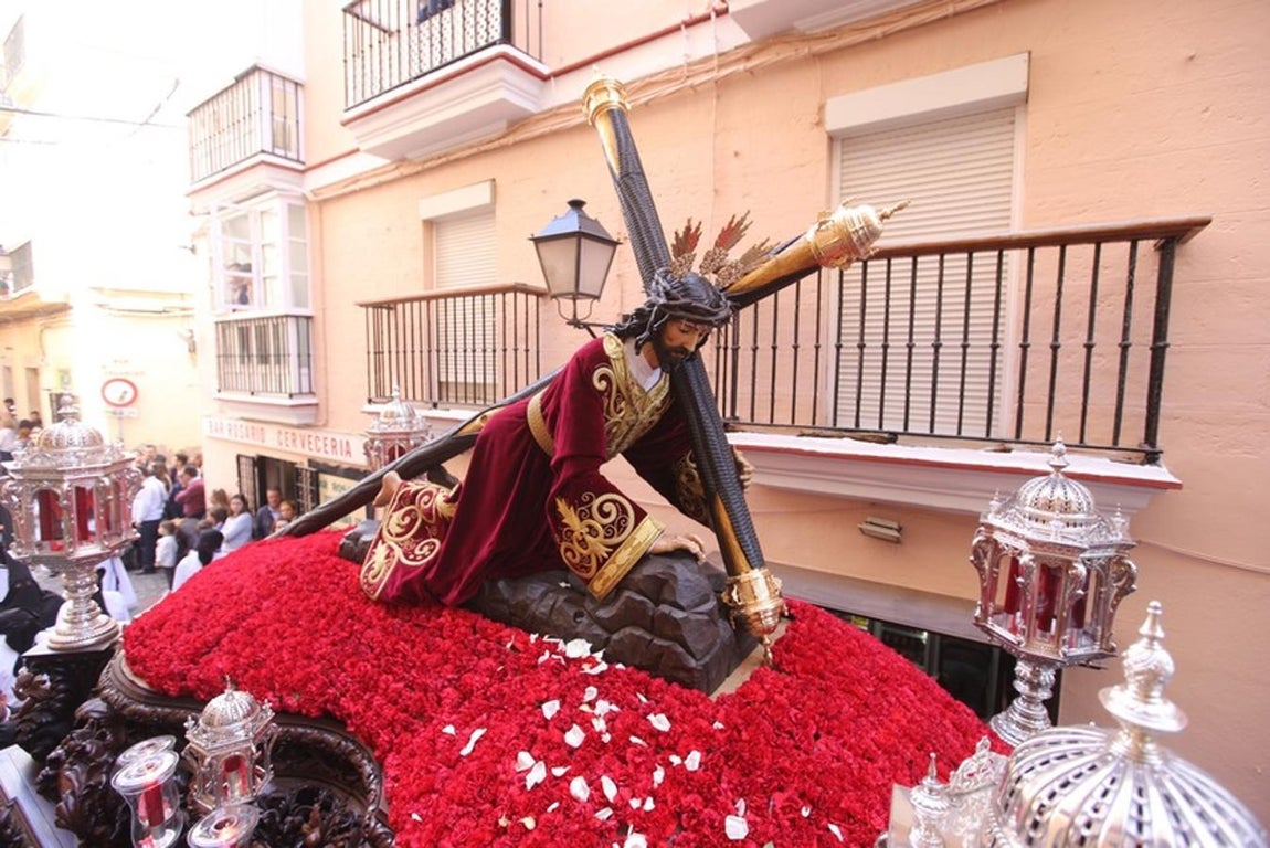 El Caído en la Semana Santa de Cádiz 2017