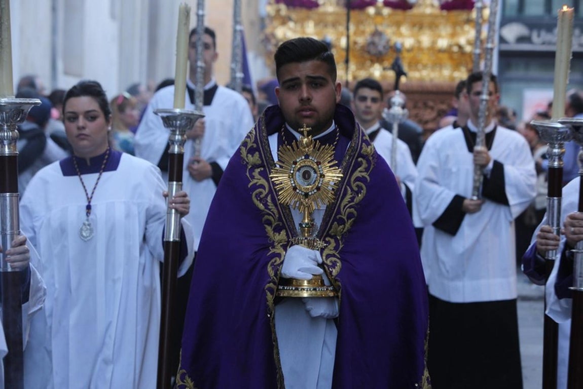 El Martes Santo en Cádiz, en imágenes