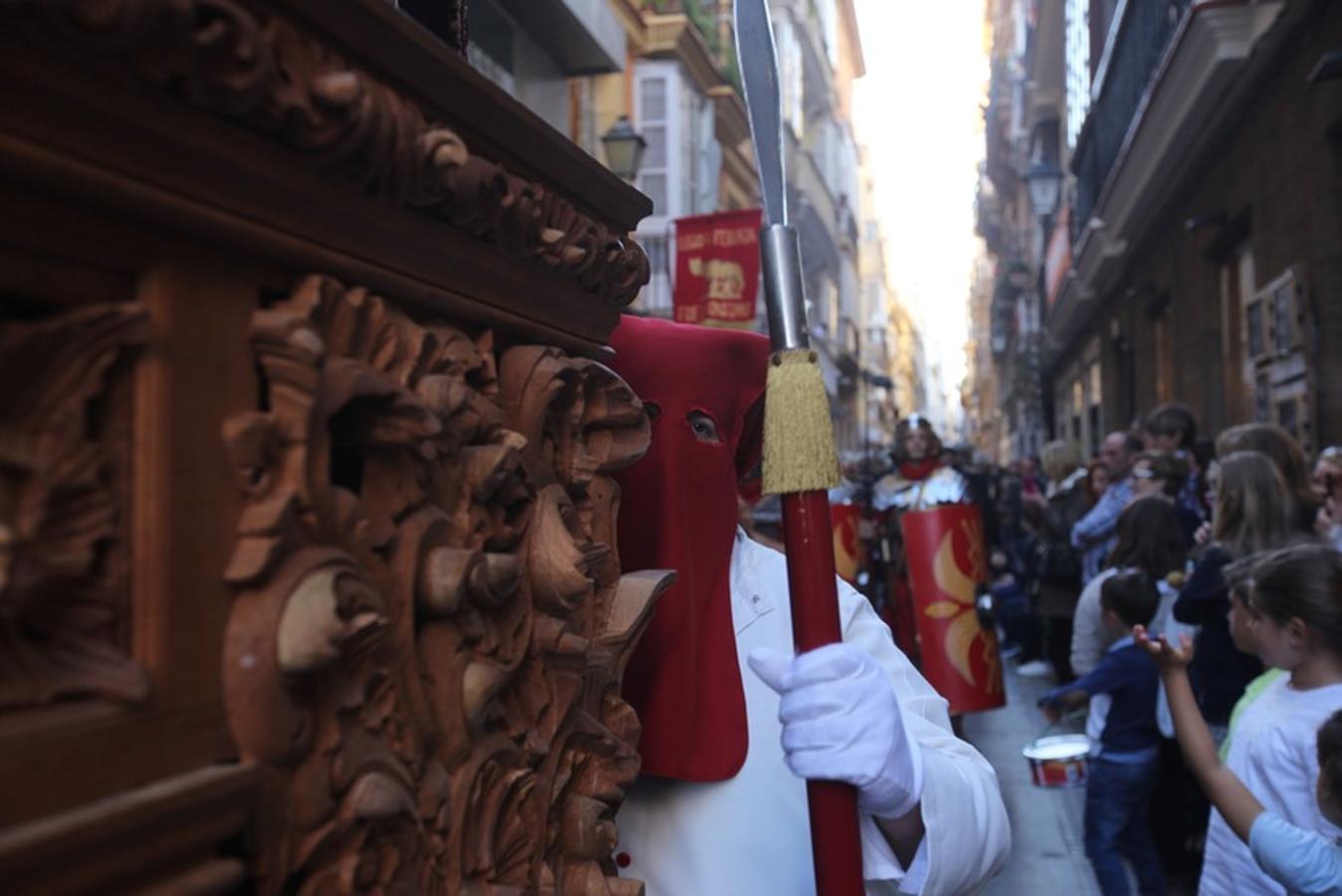 El Martes Santo en Cádiz, en imágenes