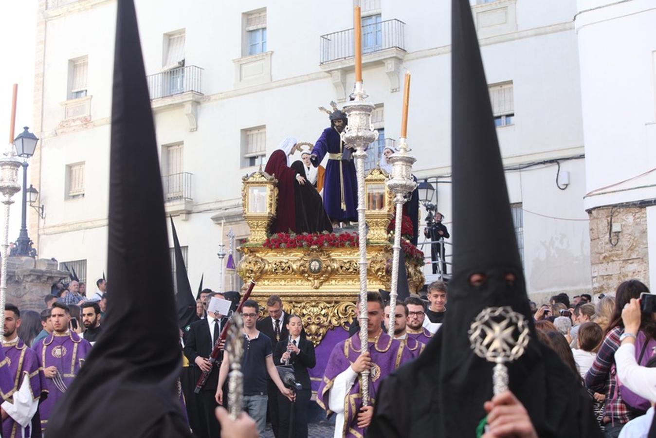 El Martes Santo en Cádiz, en imágenes