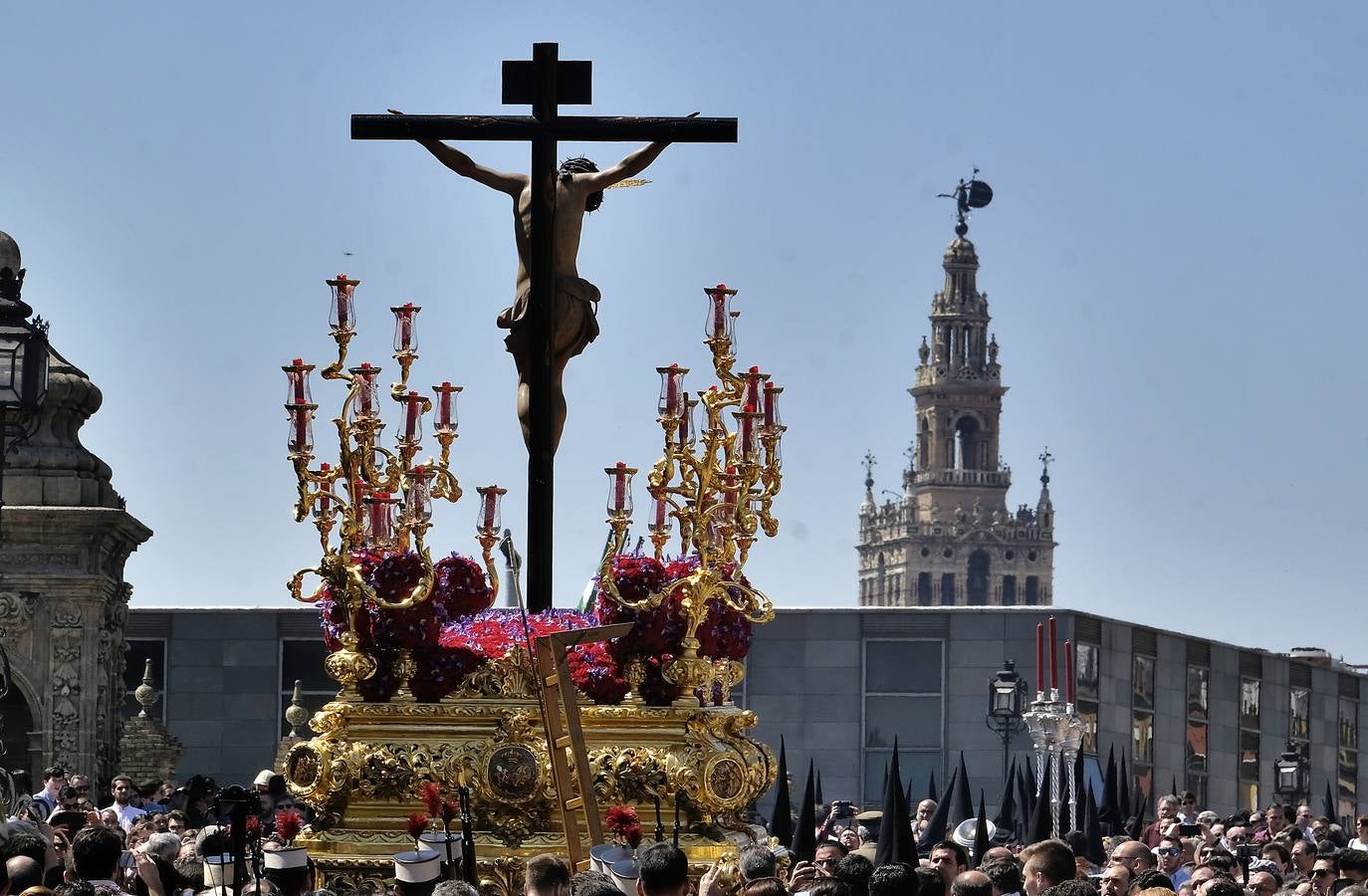 Las fotos de San Bernardo en el Miércoles Santo de la Semana Santa de Sevilla 2017