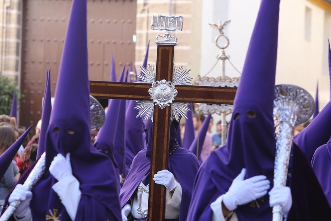 Fotos: Cigarreras el Miércoles Santo en Cádiz