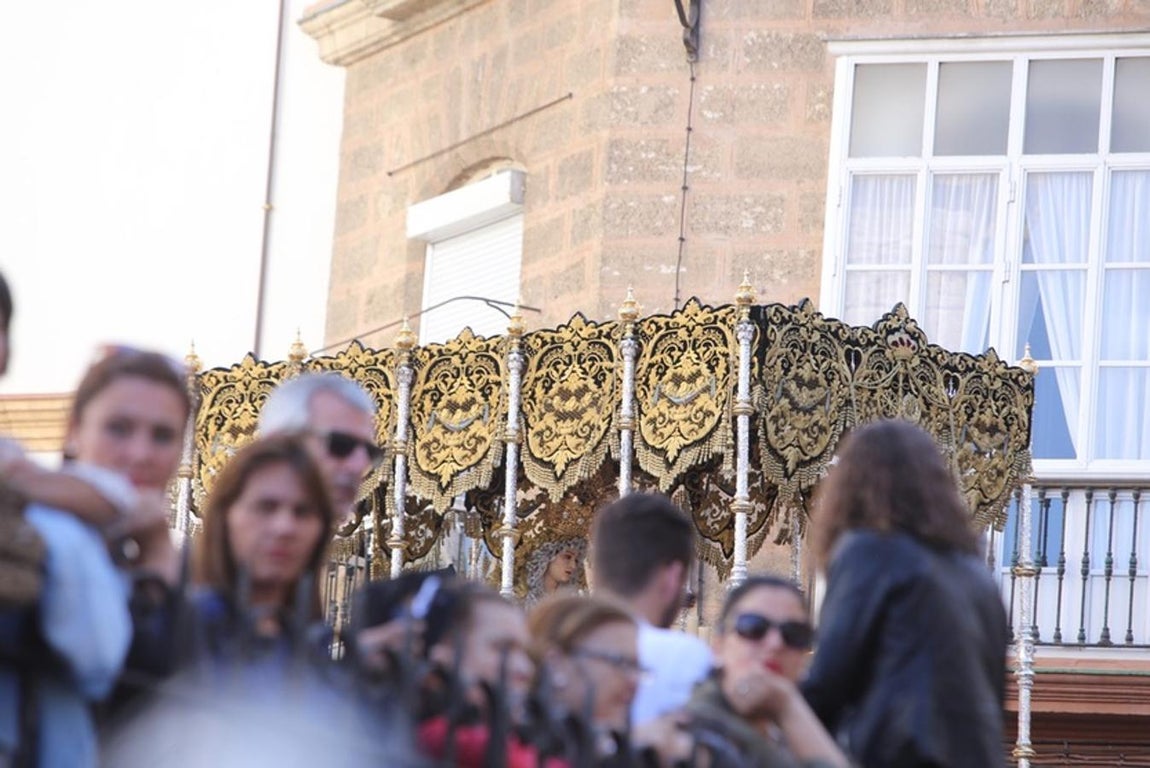 Fotos: Cigarreras el Miércoles Santo en Cádiz