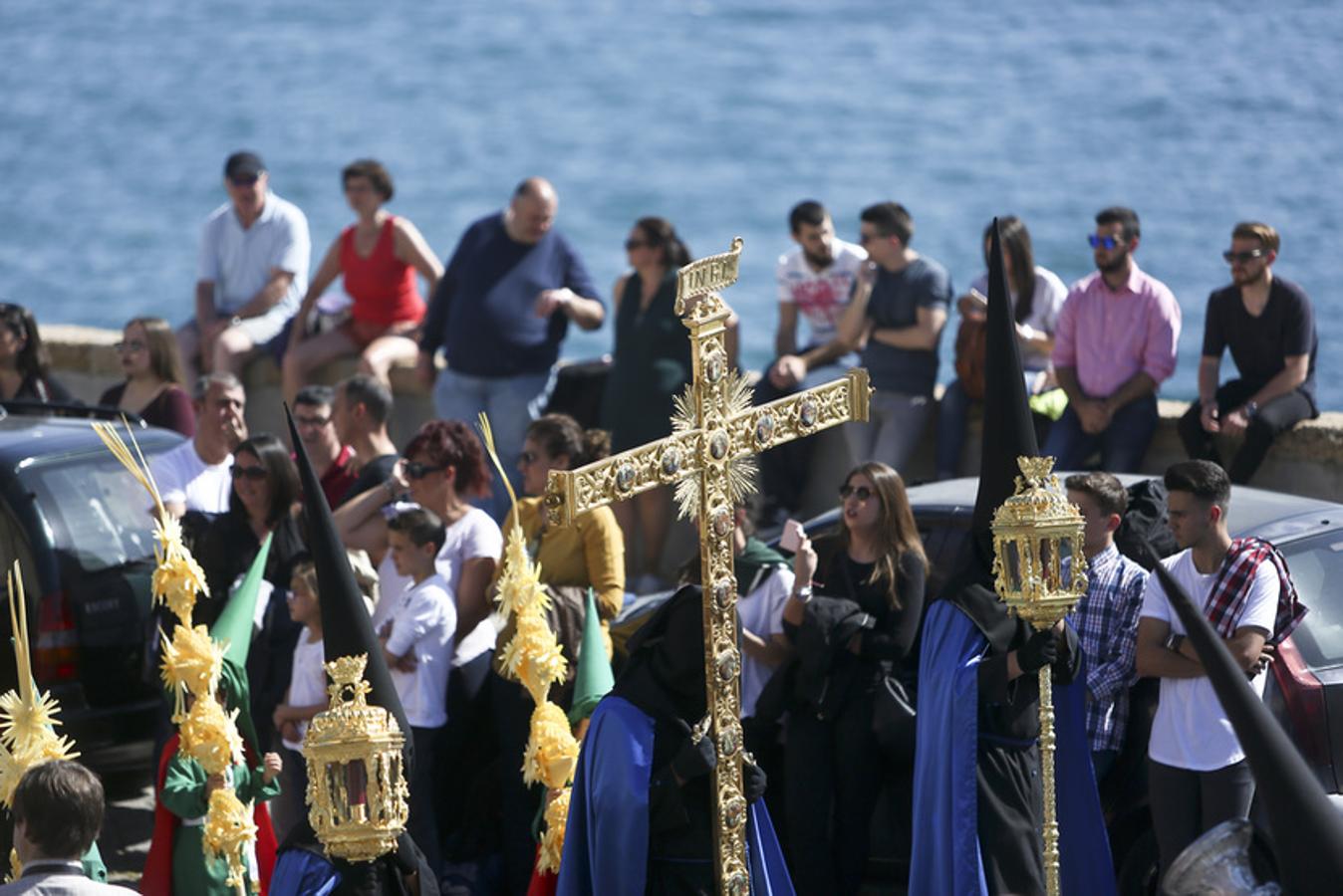 Fotos: Luz y Agua el Miércoles Santo en Cádiz