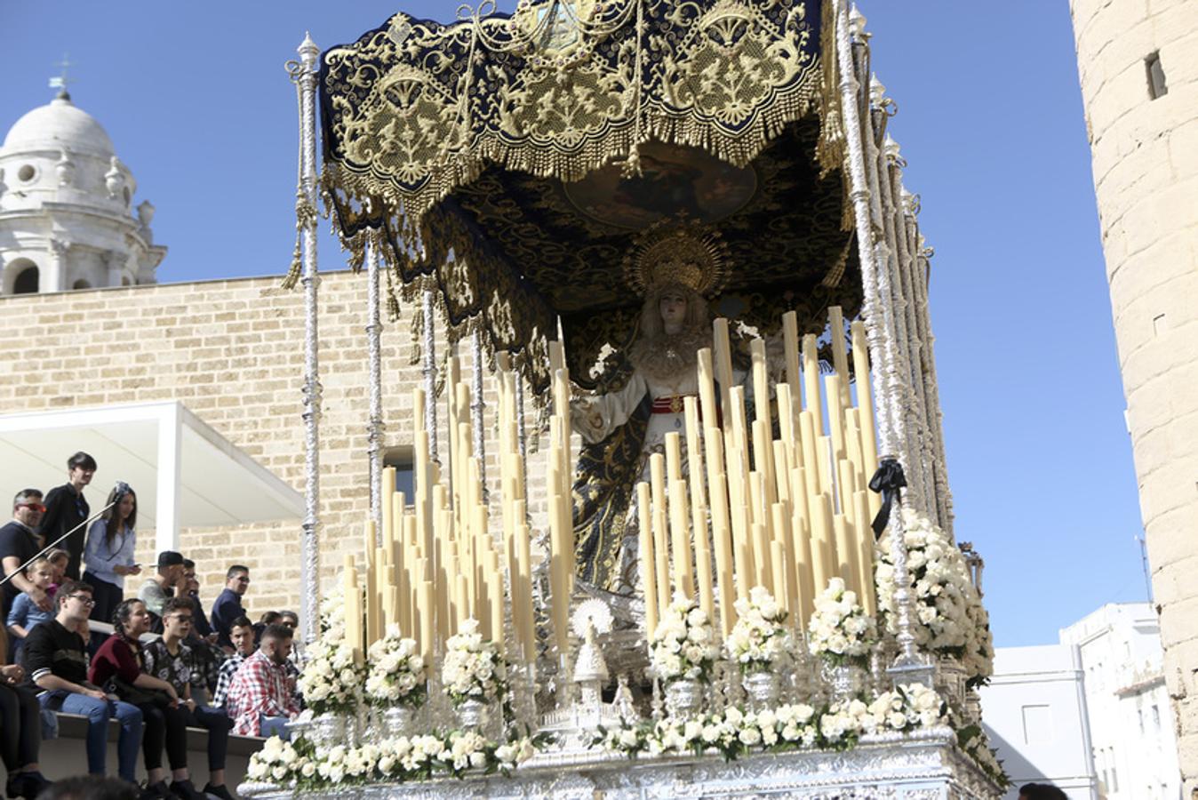 Fotos: Luz y Agua el Miércoles Santo en Cádiz