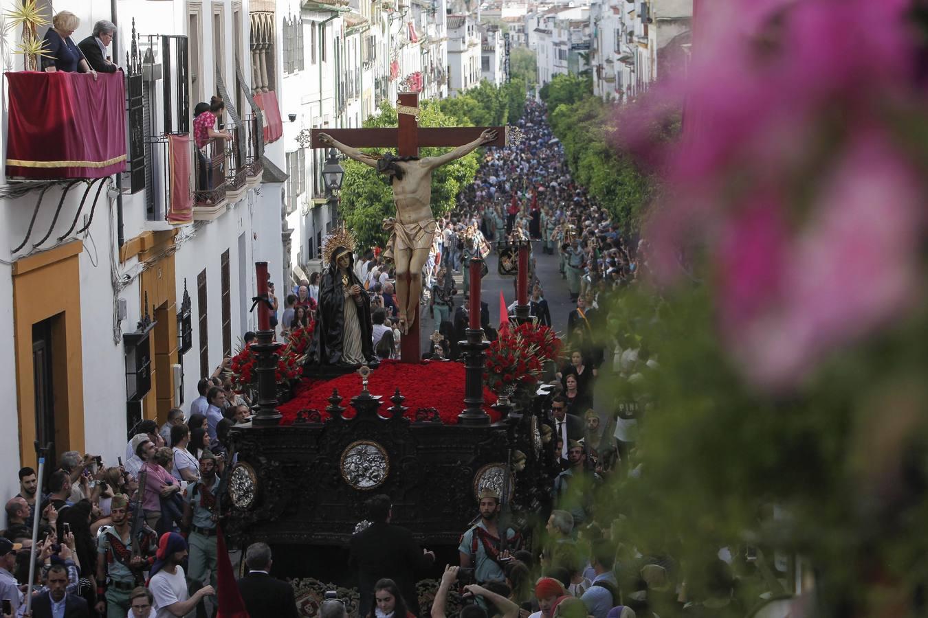 Las fotos de la Caridad del Jueves Santo de la Semana Santa de Córdoba de 2017