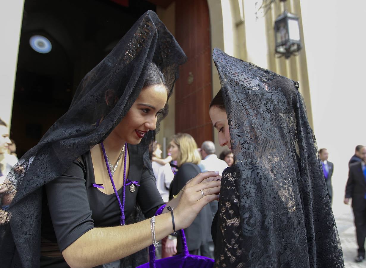 Visita a los templos del Calvario, la Esperanza de Triana y los Gitanos